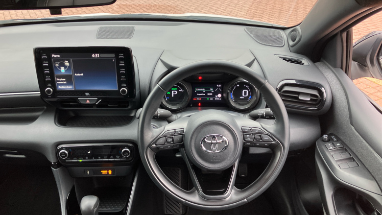 Toyota Yaris 1.5 Hybrid Dynamic 5dr CVT Hybrid Hatchback